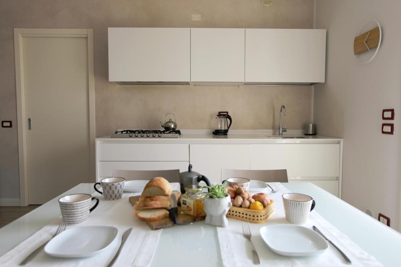 La Casa Di Cele Apartment Десенцано дел Гарда Екстериор снимка